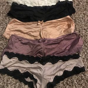 Victoria’s Secret cheeky panties